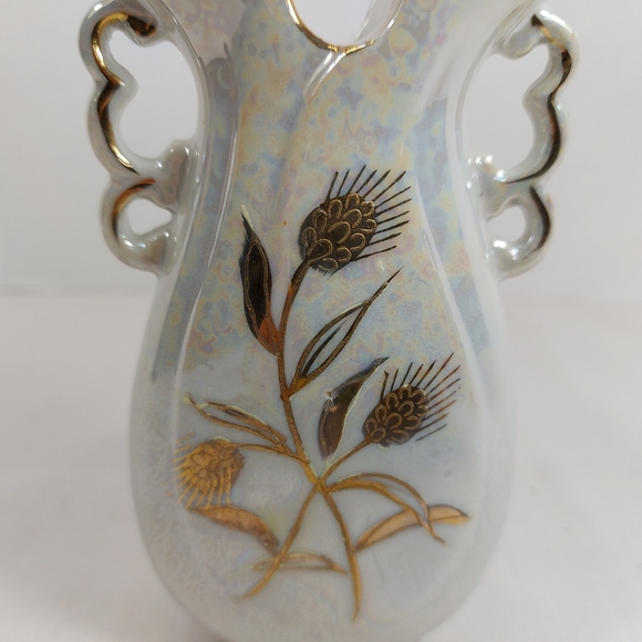 Betson Iridescent White Gold Small Porcelain Hand Painted Vintage Bud Vase - Picture 2 of 7